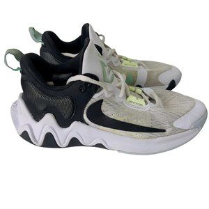 NIKE Kid's Giannis Immortality 2 Sz 5Y